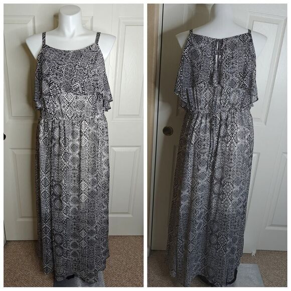 Torrid Black & White Ikat Chiffon Maxi Dress sz 3 - Picture 5 of 11